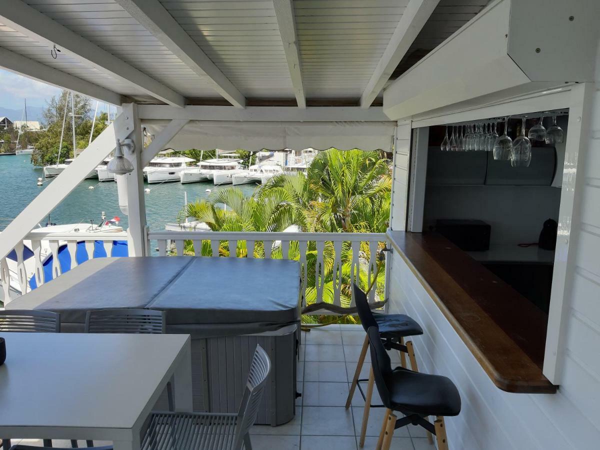 Vue Mer - Duplex F4 Marina Du Gosier لو جوسيير المظهر الخارجي الصورة