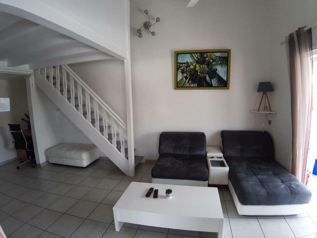 Vue Mer - Duplex F4 Marina Du Gosier لو جوسيير المظهر الخارجي الصورة